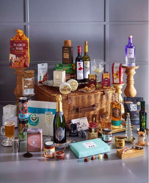 Regal Delights Luxury Gift Basket <br/>(Cheese Hamper)