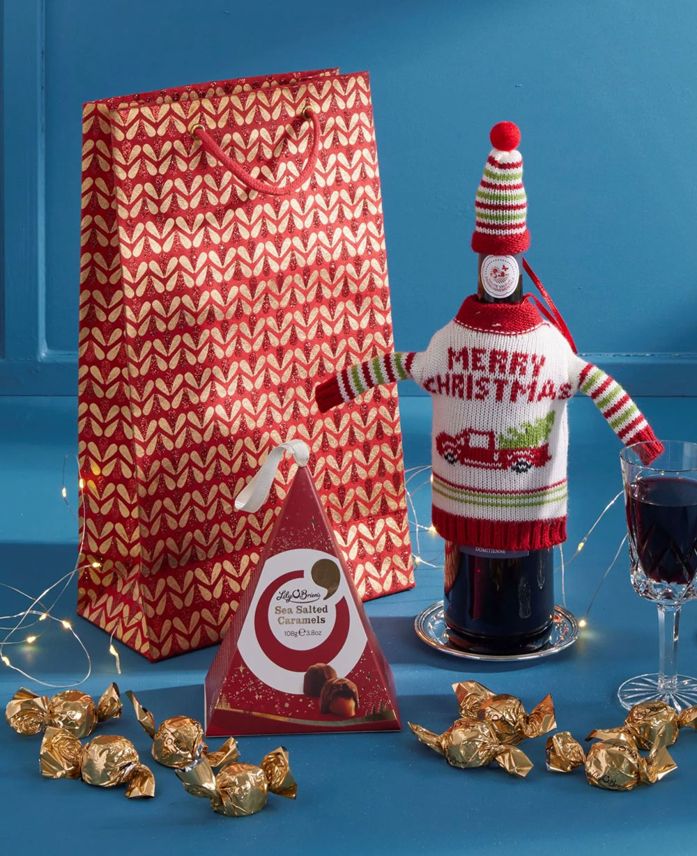 Festive Thanks with Red Wine Gift Bag Festive Thanks with Red Wine Gift Bag